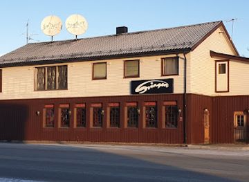 norway/senja-island/bar/svingen-cafe