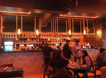 india/varanasi/bar/the-vibe