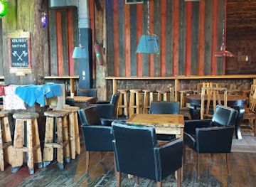 latvia/pape-nature-reserve/bar/fontaine-palace-club