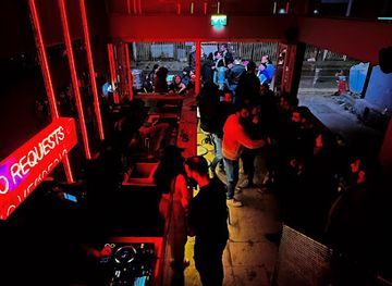 cyprus/kokkinochoria-red-soil-villages/bar/blurry-lights