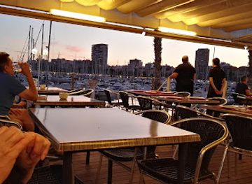 spain/alicante/playa-del-postiguet/bar/bar-coyote