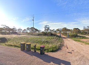 australia/riverland/bar/easy-town