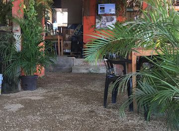 mexico/puerto-escondido/bar/el-gallito