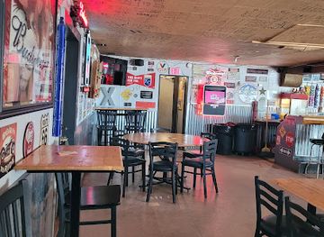 kansas/gypsum-hills/bar/silver-dollar