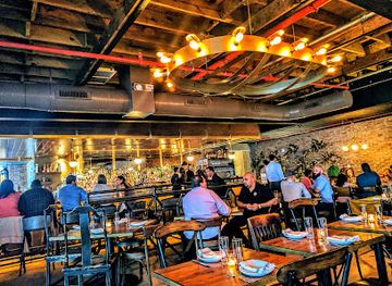 florida/miami/wynwood/bar/beaker-gray