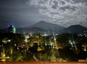 tanzania/stone-town/old-fort/bar/the-rooftop-stone-town