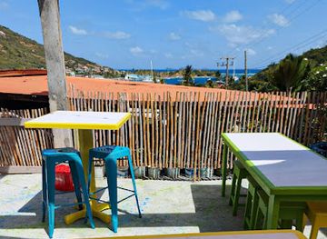 saint-vincent-and-the-grenadines/palm-island/bar/the-grill-restaurant-and-bar