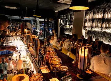 Quentin'S American Bar