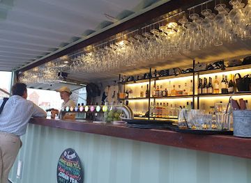 curacao/hato-caves/bar/swinging-old-lady-brewery