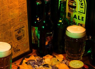 colombia/bogota/usaquen/bar/the-eight-bells