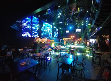 vietnam/buon-ma-thuot/bar/friends-night-club