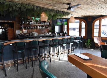 wisconsin/kettle-moraine-state-forest/bar/the-antidote