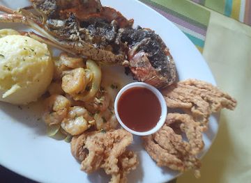 jamaica/pedro-plains/bar/hampton-bar-and-grill-sports-entertainment-complex