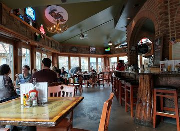north-carolina/great-smoky-mountains/bar/tom-earl-s-back-alley-grill