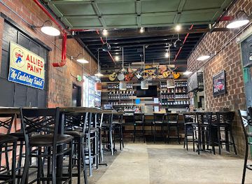 arkansas/ouachita-national-forest/bar/rooftop-on-main