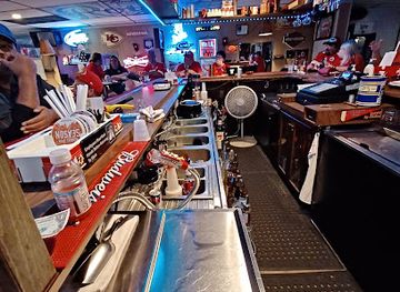 kansas/glaciated-region/bar/coach-lite-club