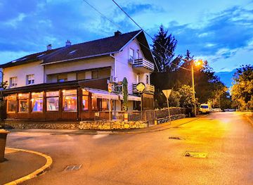 croatia/zagreb/maksimir-park/bar/caffe-bar-cup