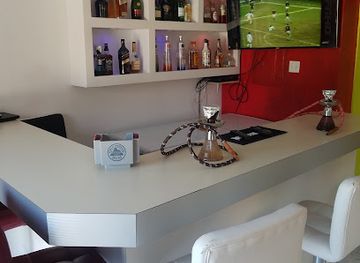 turks-and-caicos-islands/providenciales/bar/the-stop-bar