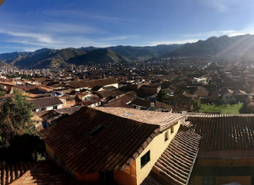 peru/inca-trail/bar/limbus-restobar