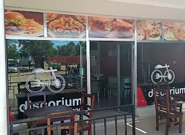 malawi/salima-lakeshore/bar/discorium-fast-food