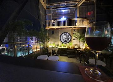 malaysia/penang/bar/attic23-rooftop-bar