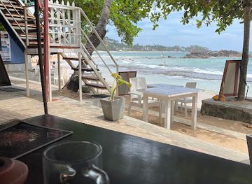 sri-lanka/dry-zone/bar/a