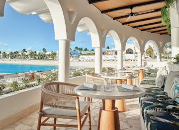 anguilla/maundays-bay/bar/cip-s-by-cipriani