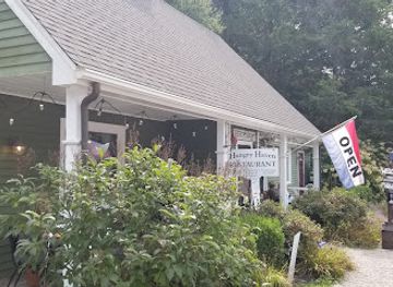 rhode-island/burlingame-state-park/bar/the-hungry-haven