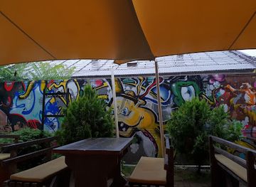 romania/maramures/bar/old-pub