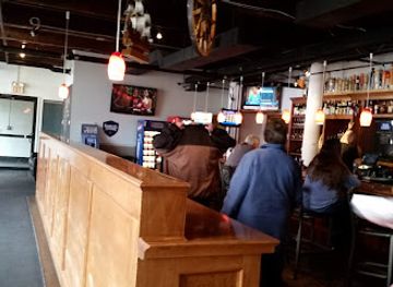 massachusetts/plymouth-county/bar/black-raspberry-pub