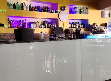 portugal/chaves/bar/gold-bar