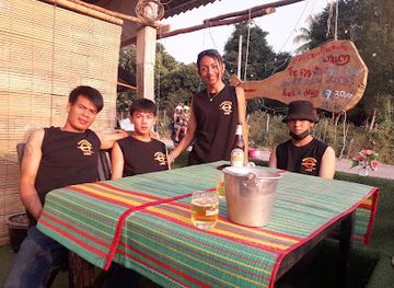 laos/vang-vieng/bar/the-egg-sunset-bar