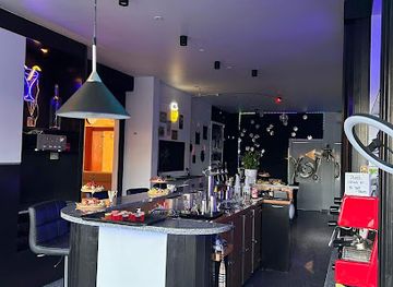 belgium/zeebrugge/bar/cafe-bar-monaco