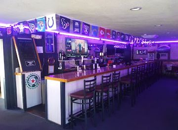 nevada/esmeralda-county/bar/roadhouse-95