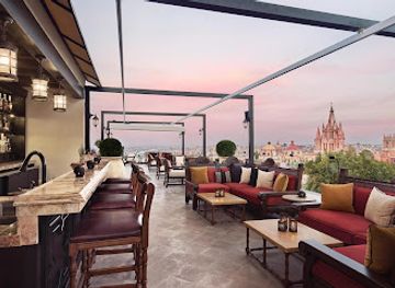 mexico/san-miguel-de-allende/centro/bar/tunki-by-handshake