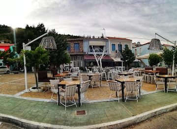 greece/euboea/bar/bloom-seaside