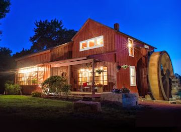 ohio/cuyahoga-valley-national-park/bar/the-wine-mill