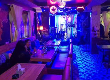 nepal/kathmandu/thamel/bar/gothic-rave-bar