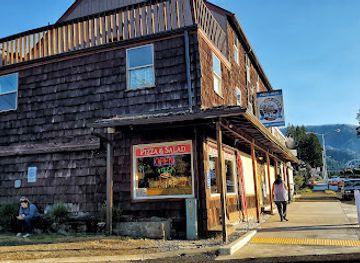 washington/columbia-river-gorge/bar/cascade-locks-ale-house