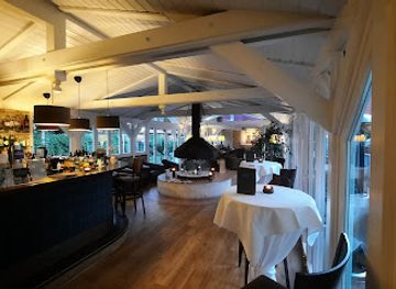 germany/mecklenburg/bar/bulow-s-cocktail-lounge