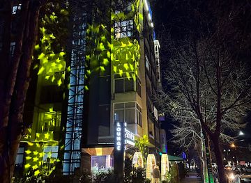 Sky View Bar, Restaurant and Hotel