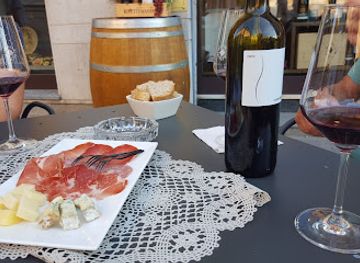 italy/langhe/bar/porta-san-rocco-alba-wine-shop-cantina-massimo-rivetti