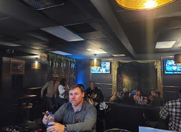 south-carolina/fort-mill/bar/the-royal-cigar-bar-bistro