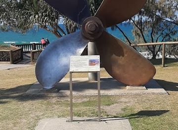 australia/great-sandy-national-park/bar/surfer-supporter-club