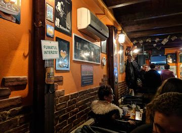 romania/buzau/bar/la-felinare