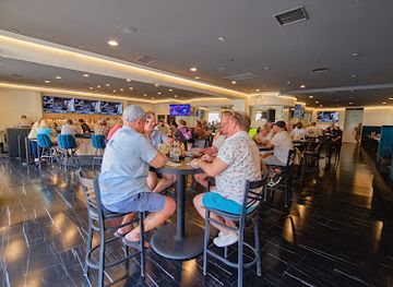 california/colorado-desert/bar/rooftop-262-bar-grill