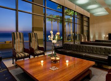 jordan/al-maghtas/bar/isin-lobby-bar