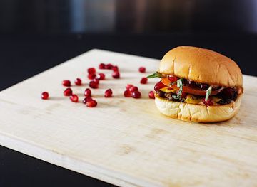 qatar/al-rayyan/bar/the-burgers-club