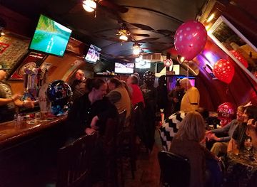 connecticut/new-london-county/bar/half-keg