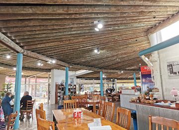 australia/limestone-coast/bar/umpherston-sinkhole-balumbul